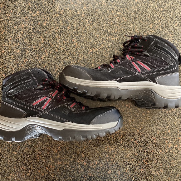 Rugged Outback Boots Black - Picture 4 of 13